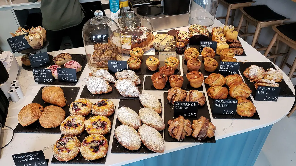 Simmons Bakers – bakery in Old Town, Stevenage